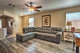 Charming Surprise Home with Patio and Central Location - Surprise - 7