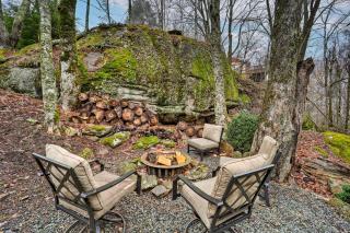 Fire Pit and Grill Modern Beech Mountain Cabin! - Beech Mountain - 9