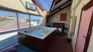 Jacuzzi Getaway - Bettyʼs Bay - 6