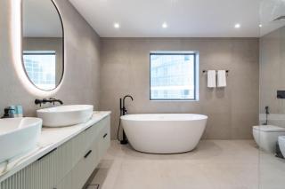 Ultimate 5BR Duplex Sky Villa with Private Pool and Panoramic Views by Exclusive Holiday Homes - 5