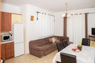 Apartman Mira i Denis - Rab - 1
