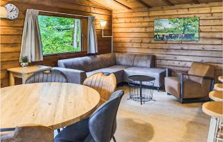 Amazing Home In Meppen With Kitchen - 4