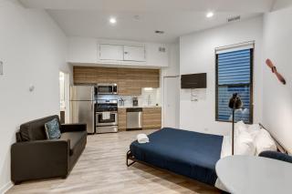 Ground Floor Studios in Chicago by 747 Lofts - 1