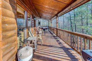 Serene Cabin*Mountain Views*Hot Tub*Large Decks - Cherry Log - 1