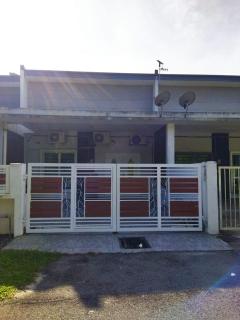 Dinda's KLIA Homestay - Sepang - 6