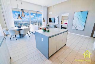 Penthouse Ocean Front View Mansion in Sky Corner - Hollywood - 0