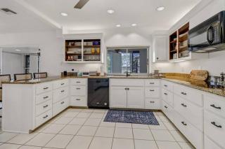 House w/ heated pool in Naples 5 min to beach - 8