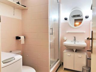 Appartement vintage avec terrasse au Lavandou, accès plage et parking sécurisé - FR-1-251-290 - Le Lavandou - 1