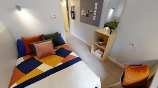 Ensuite Bedrooms at Great Newton House in Liverpool - Liverpool - 0