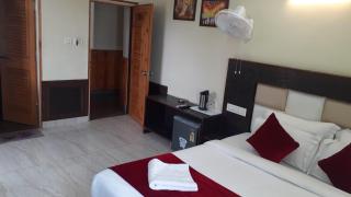 nadi mountain view hotel - Dharamshala - 4