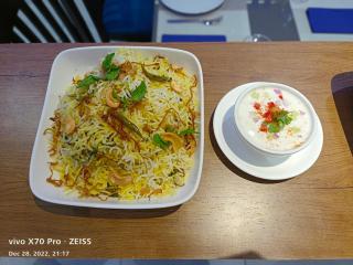Hotel Red Chillee Restro - Silvassa - 9