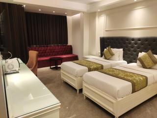 THE HERITAGE - Gurgaon - 1