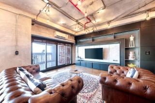 Central Bangkok Loft Style Skyline 100 sq.m. Apt - 8