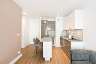 Wola Bloom Apartment - Warsaw - 4