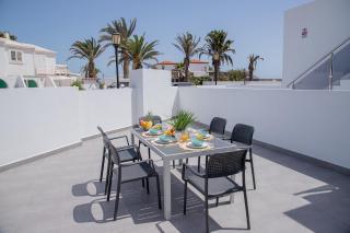 Apartment Urban 3 Beachfront Corralejo By Holidays Home - Corralejo - 9