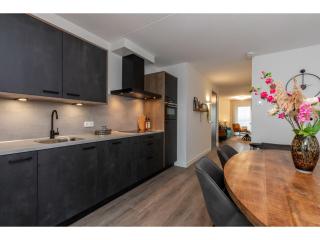 Attractive apartment with a view - Sint Annaland - 1