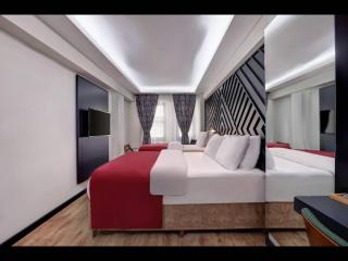 Luxury Triple Room in Istanbul - 9