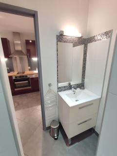 Studio de 25m2 - Extra centre - À 5 min à pied des plages - Commerces et restaurants sur place - Clim - Wifi - EXCEPTIONNEL - Ajaccio - 3