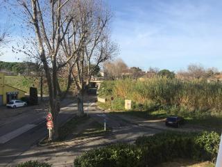 Résidence privée calme 15 min à pied du centre parking gratuit - Arles - 7