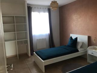 Résidence privée calme 15 min à pied du centre parking gratuit - Arles - 3