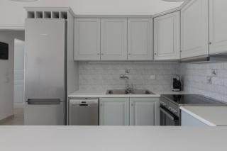 Nice And Spacious Apartment In Paros - Naousa - 1