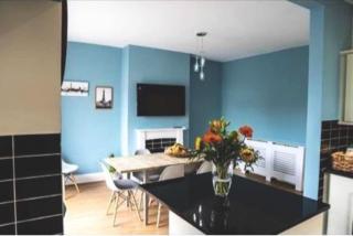 Spacious Family Home Minutes from the Beach - 1