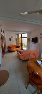 Busy Bee Apartments - Kololi - 7