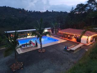 La escondida - Guarne - 2