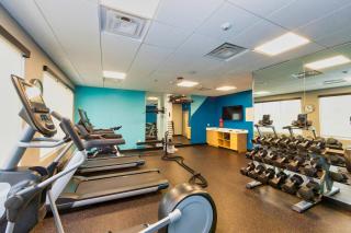 Avid Hotels - Denver Airport Area by IHG - Denver - 1