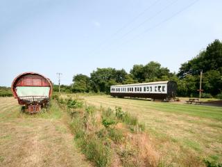 Railway Carriage Two - E5601 - Wetheringsett - 9