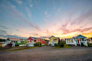 Narrows Too Camping Resort Loft Cottage 12 - Trenton - 0