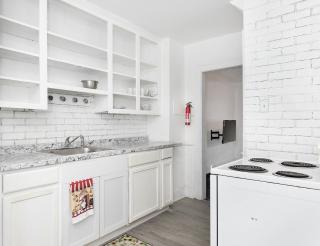 A cozy home with fire place - 6