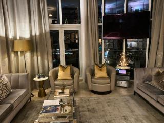 Executive Corporate Penthouse - 7