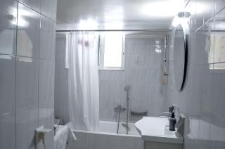 Mid Century Modern Apartment - Atelier - Olympia - 2