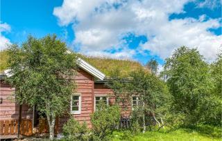 4 Bedroom Cozy Home In Straumgjerde - 2
