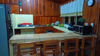 Monteverde Monkey Hostel - Monteverde Costa Rica - 1