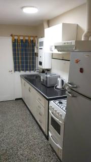 BONITO DEPARTAMENTO FRONTAL EN ZONA RESIDENCIAL - MeNdOzA - Barrio Rivadavia - 3