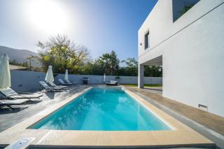 La Maison Du Soleil Luxury Villa by 8essentially - Varípetron - 8