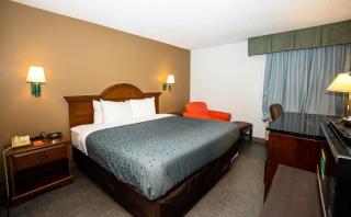 Econo Lodge - Raleigh - 1