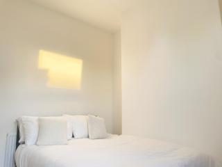 Margate 2 Bed, Prime Location - 7