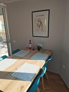 Penthouse spacious w super wifi & terrace, 2 min from metro - Atene - 7