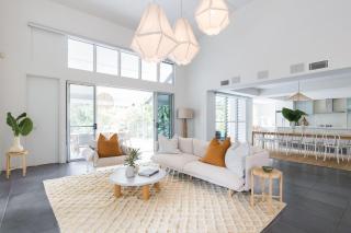 Mamilla Beach House Designer Beach House - 0