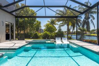 Gulf Access, Heated Salt Water Pool, Kayaks - Villa Surfside Escape - Roelens Vacations - 9