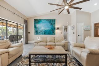 Heated Pool, Sleeps 8 - Villa Sunny Daze - Cape Coral - 3