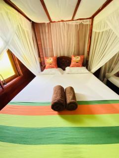 Little Pumpkin Cabanas & seafood restaurant - Tangalle - 4