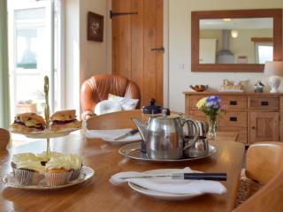 Piglets Cottage - 4
