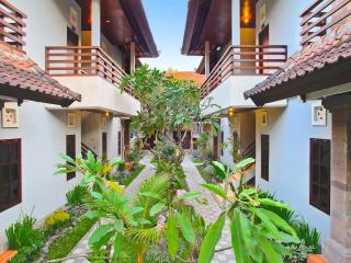 Puri Sading Hotel - Sanur - 9