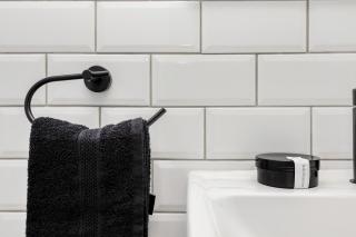 Manhattan On Coral Apartments - 1