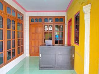 OYO 92123 Chikam House Syariah - Kediri - 3