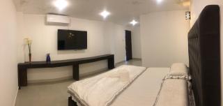 Tiverton Homestay - 8